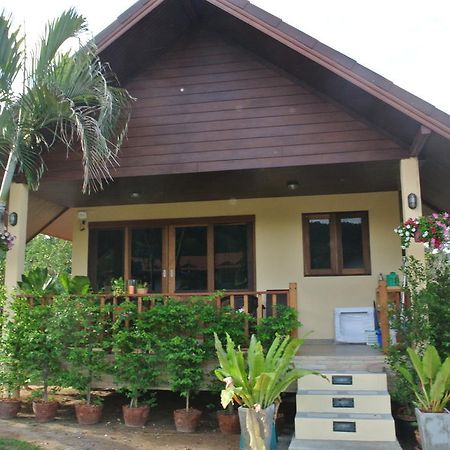 P.F Pool Villas Ko Samui Quarto foto
